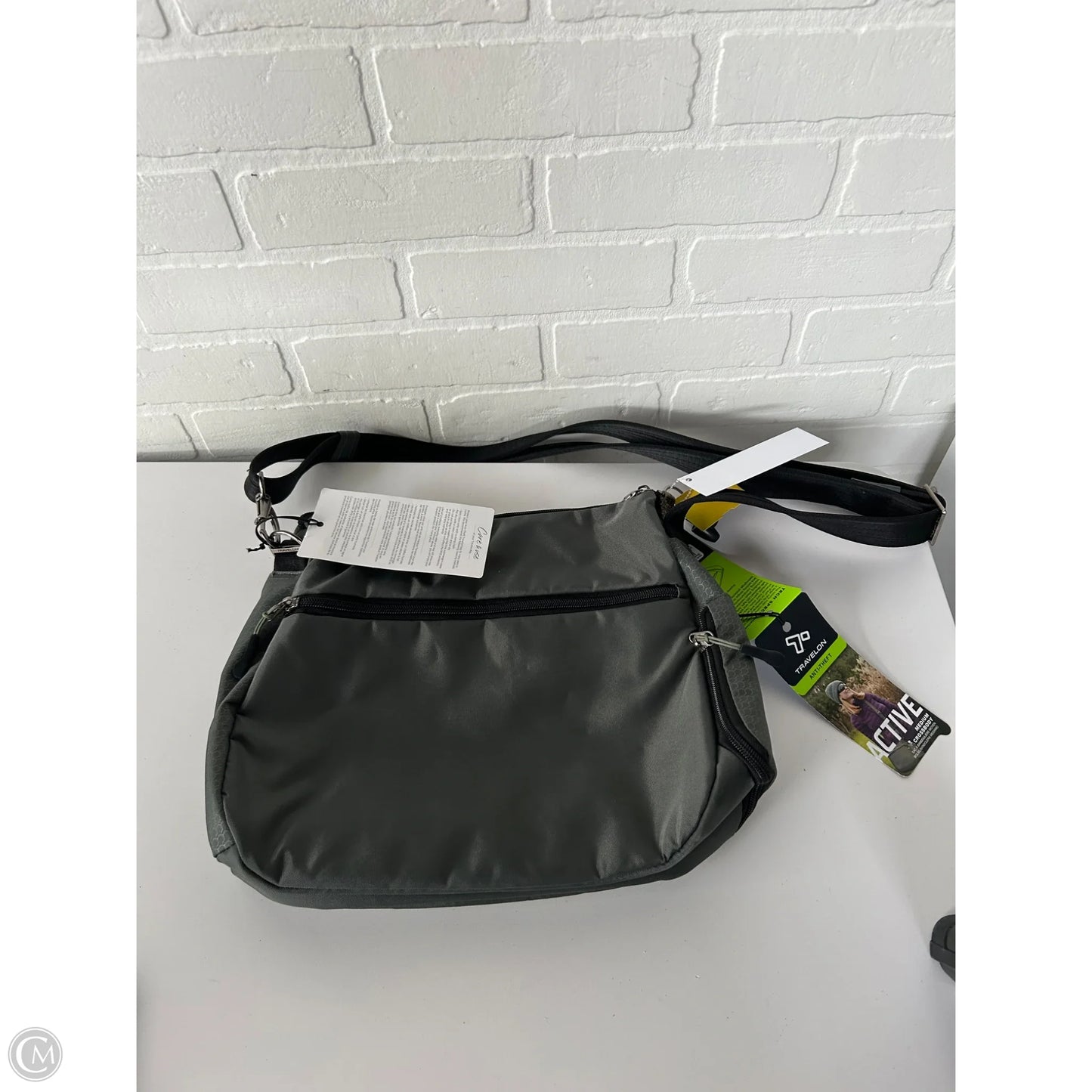 Crossbody By Travelon, Size: Large