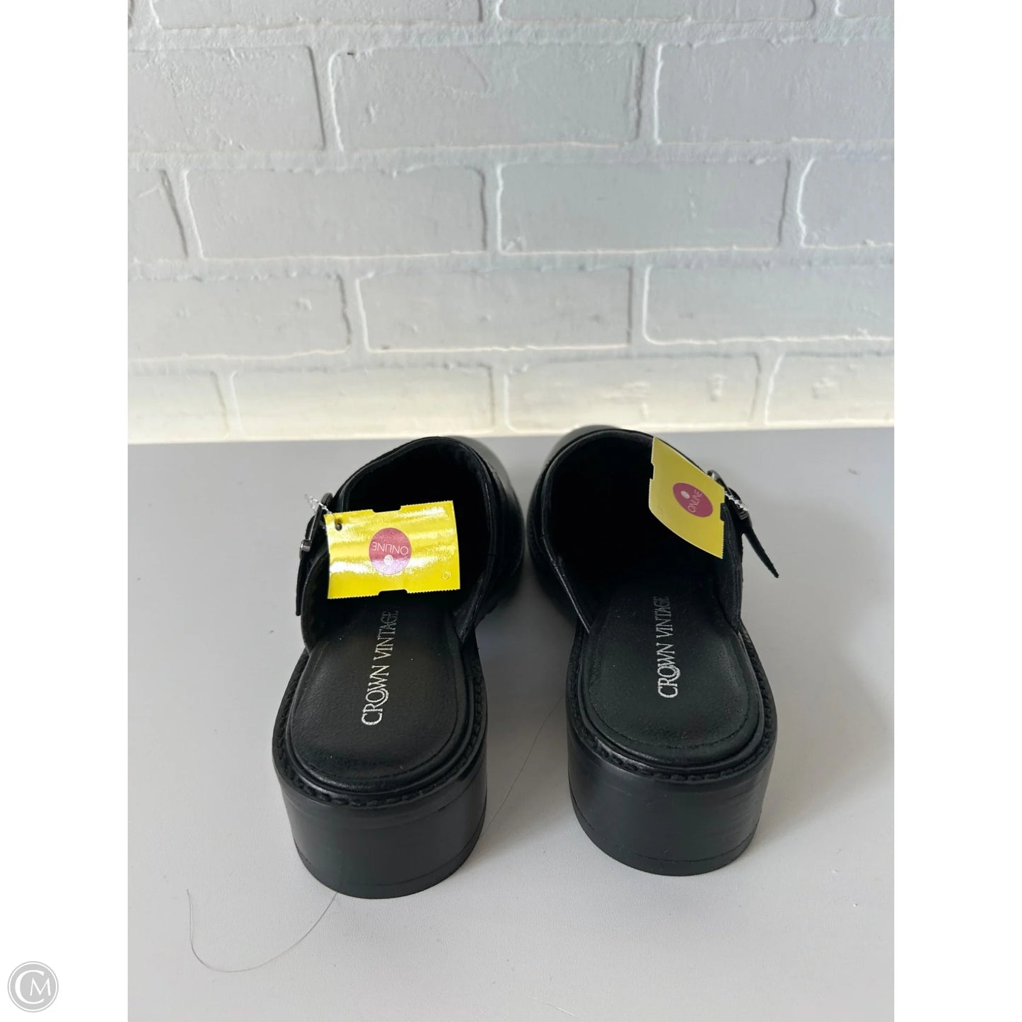 Shoes Flats By Crown Vintage In Black, Size: 8.5