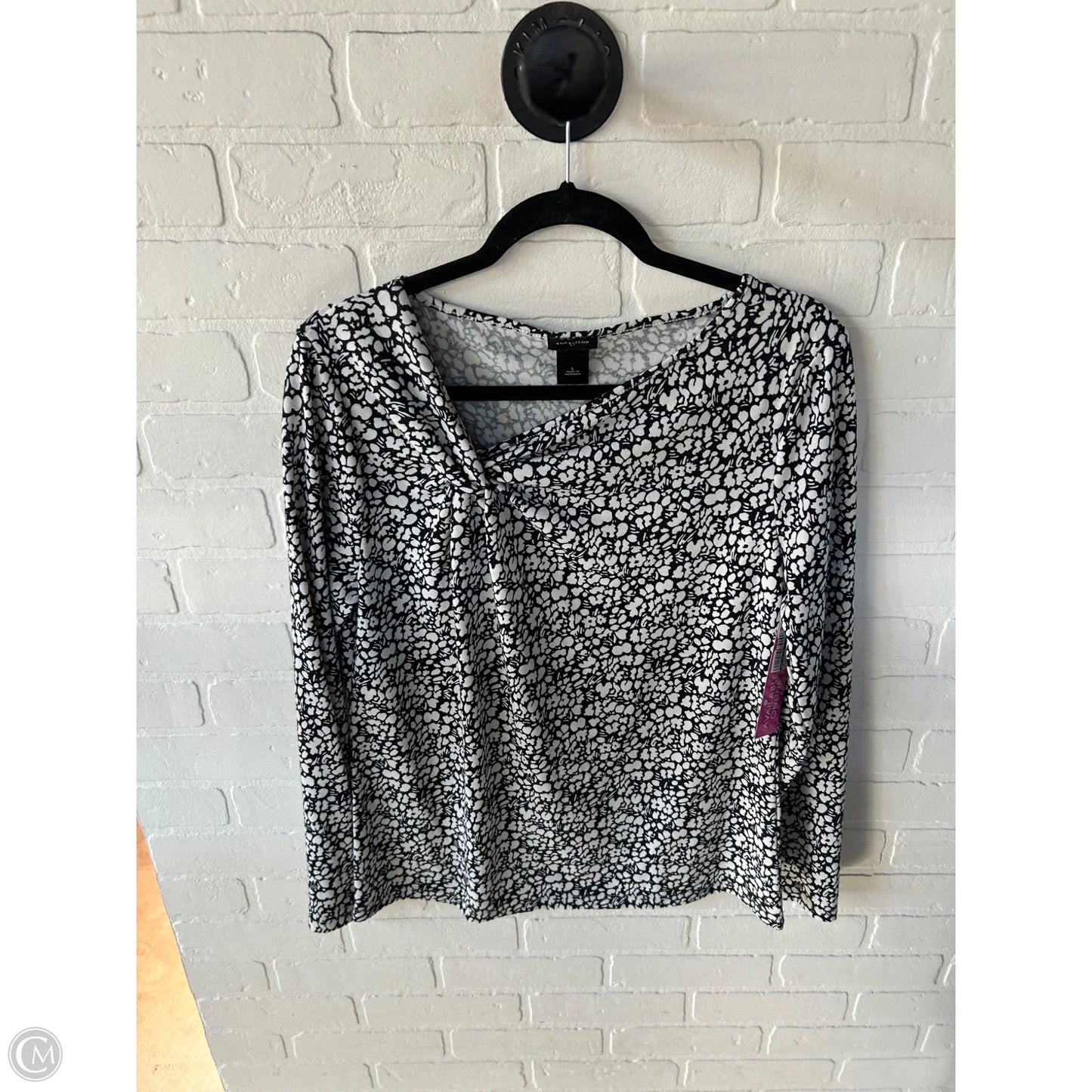 Top Long Sleeve By Ann Taylor In Black & White, Size: L