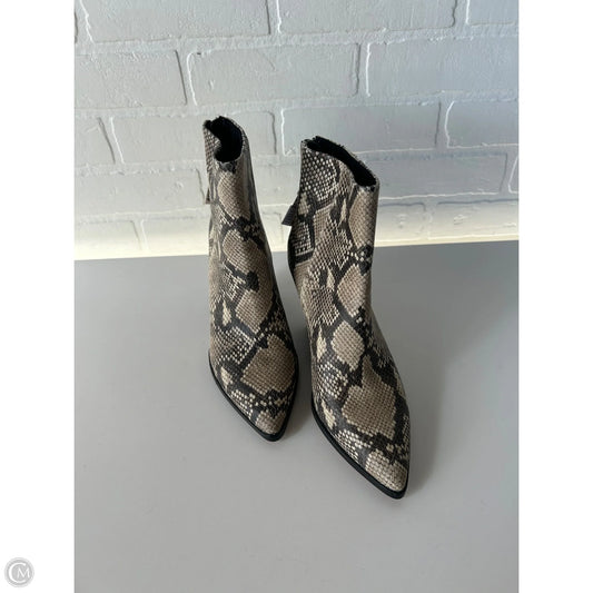 Boots Ankle Heels By Dolce Vita In Cream & Grey, Size: 6