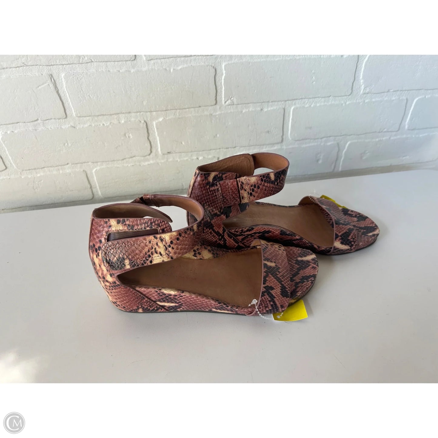 Sandals Heels Wedge By Gentle Souls In Black & Red, Size: 6