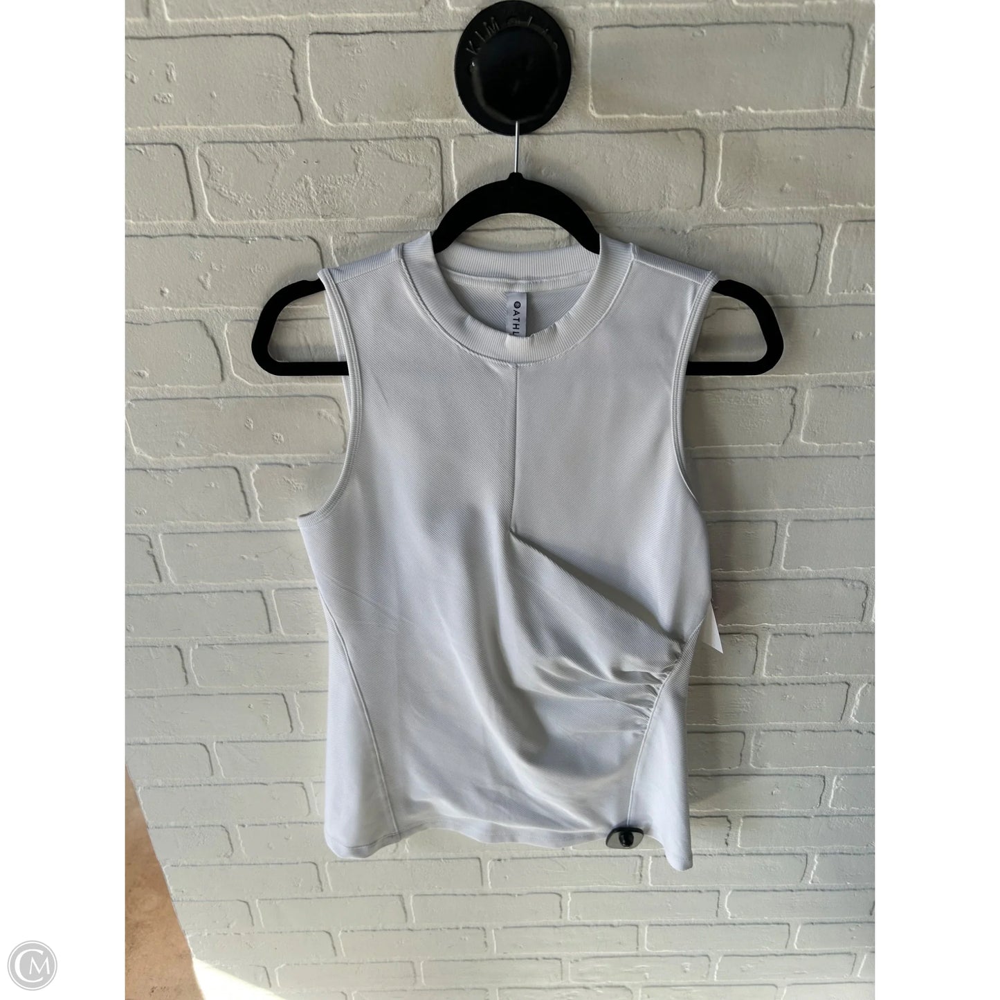 Top Sleeveless By Athleta In White, Size: M