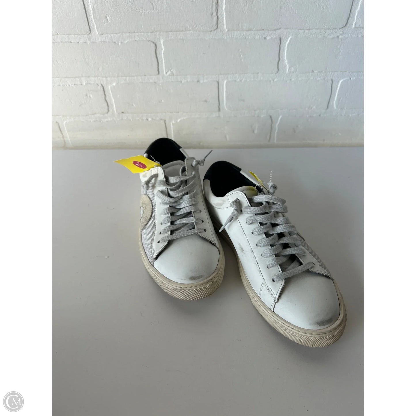 Shoes Sneakers By Cma In White, Size: 6