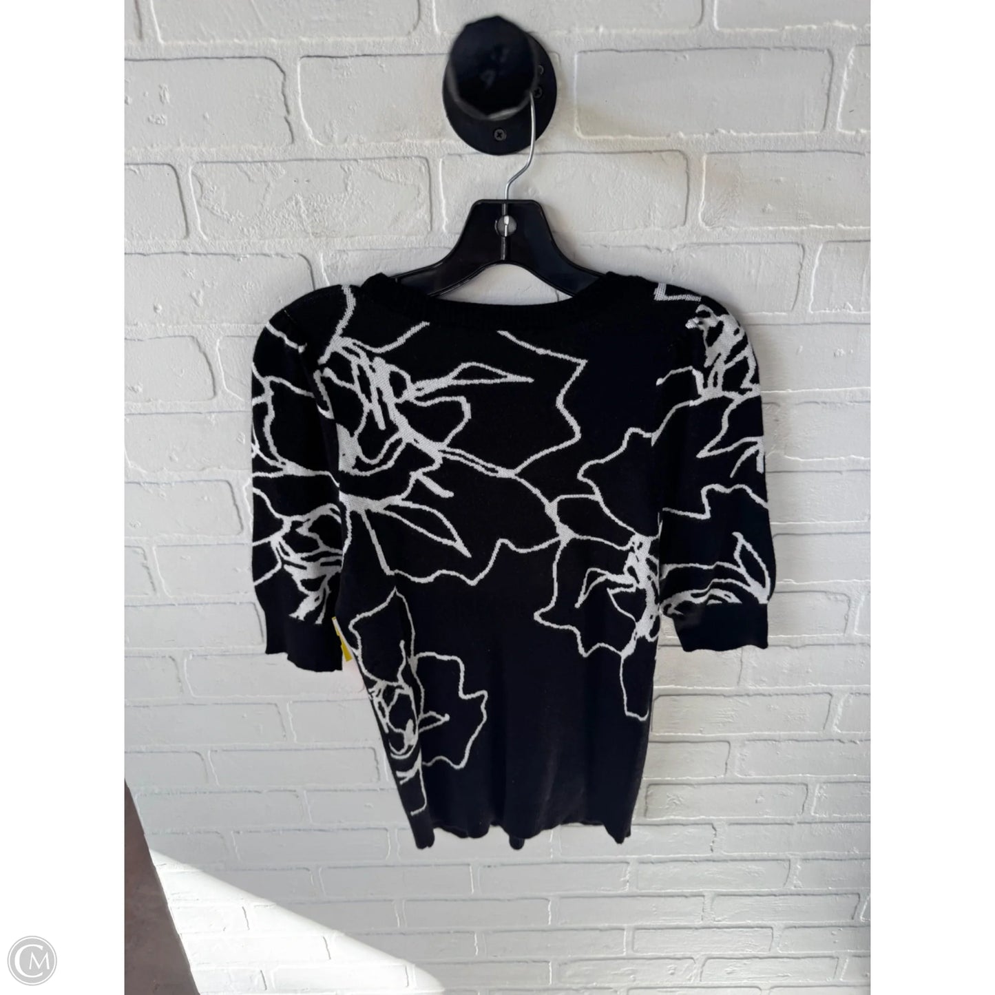 Sweater Short Sleeve By White House Black Market In Black & White, Size: M