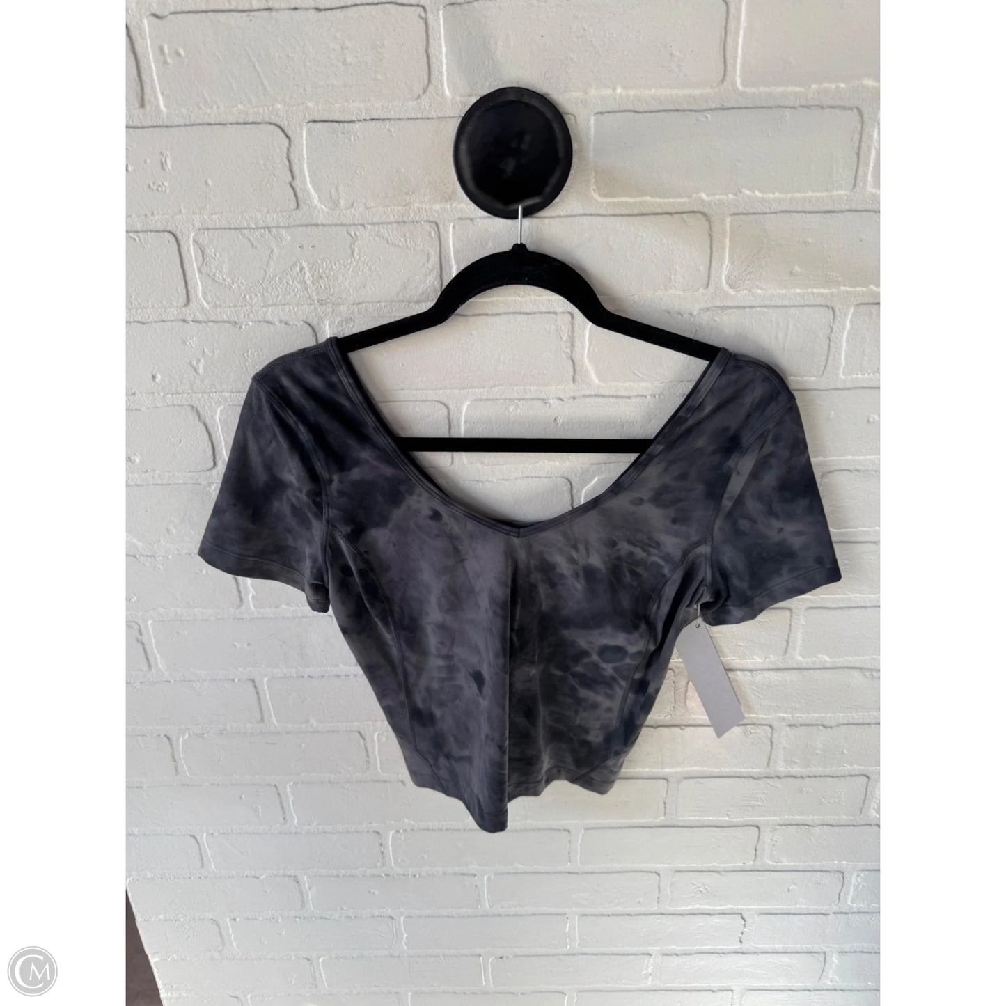 Athletic Top Short Sleeve By Lululemon In Black & Grey, Size: S