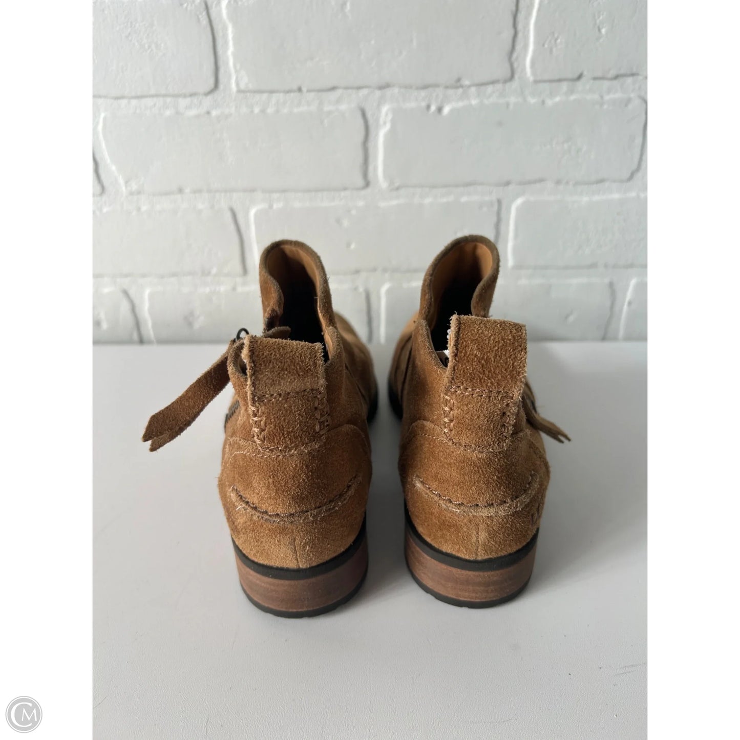 Boots Designer By Ugg In Brown, Size: 6