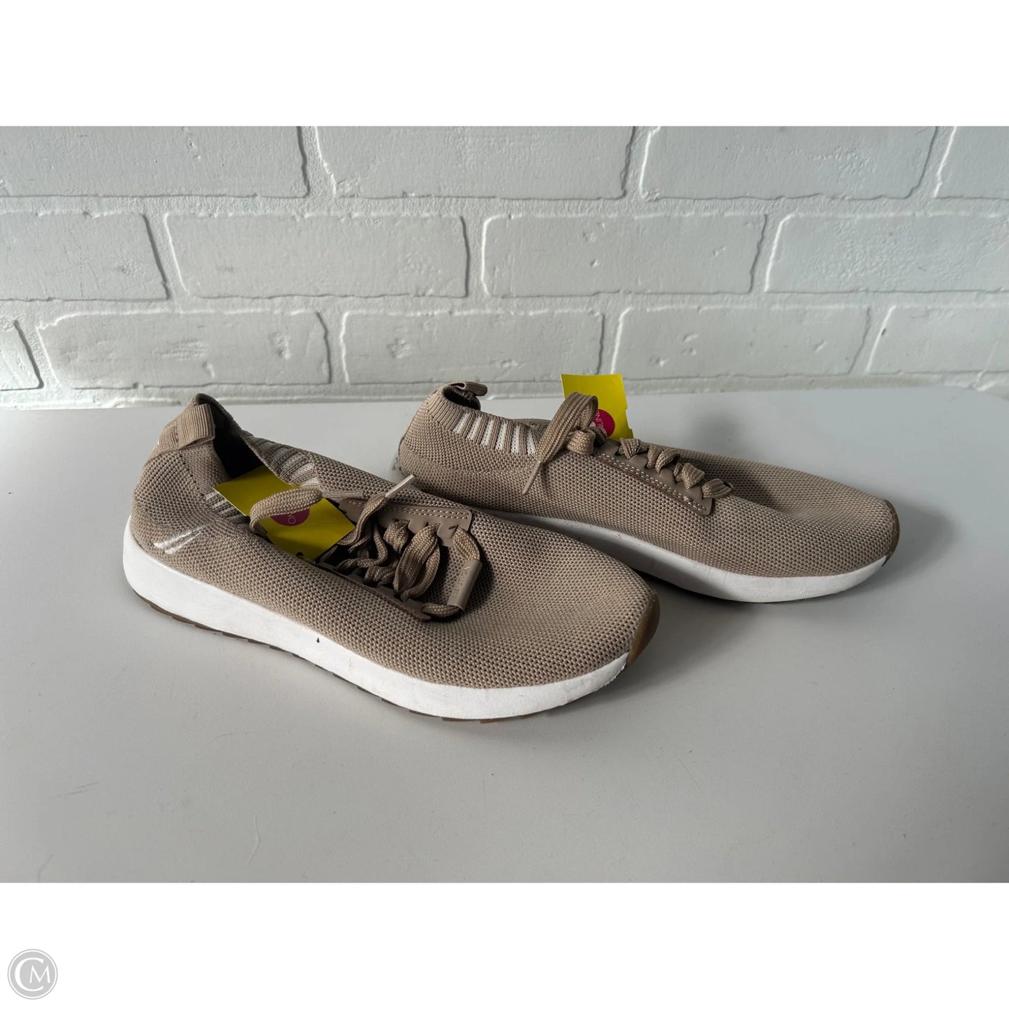 Shoes Sneakers By Nautica In Tan, Size: 7.5