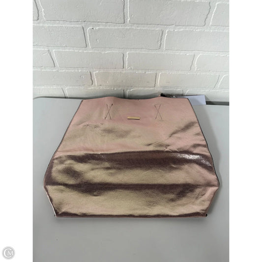 Tote By Clothes Mentor, Size: Medium