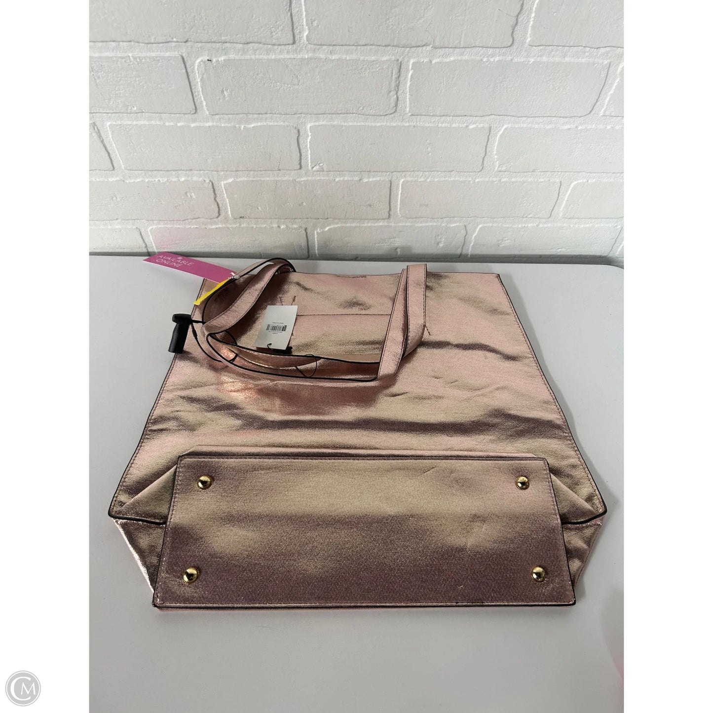 Tote By Clothes Mentor, Size: Medium