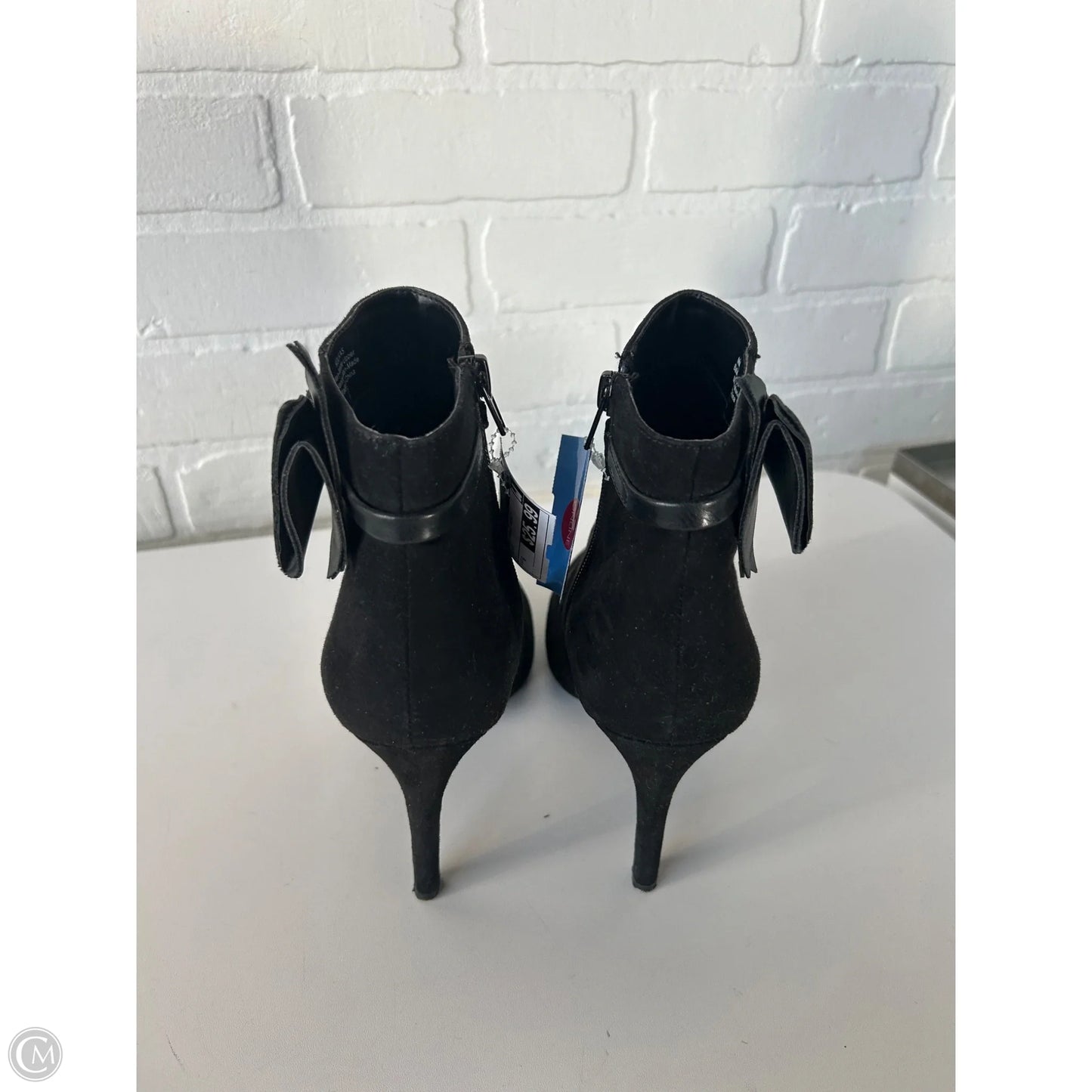 Boots Ankle Heels By Kelly And Katie In Black, Size: 6