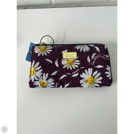 Wallet By Betsey Johnson, Size: Large