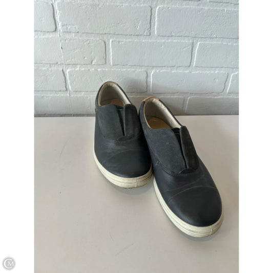 Shoes Flats By Ecco In Grey, Size: 8