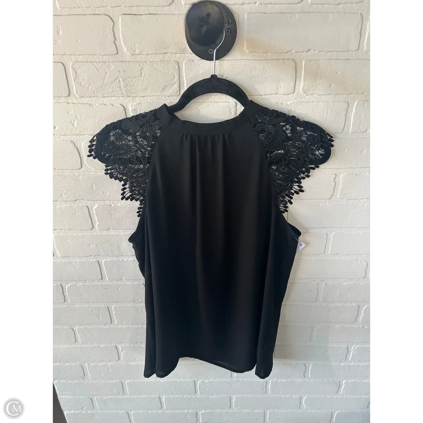 Top Sleeveless By Express In Black, Size: M