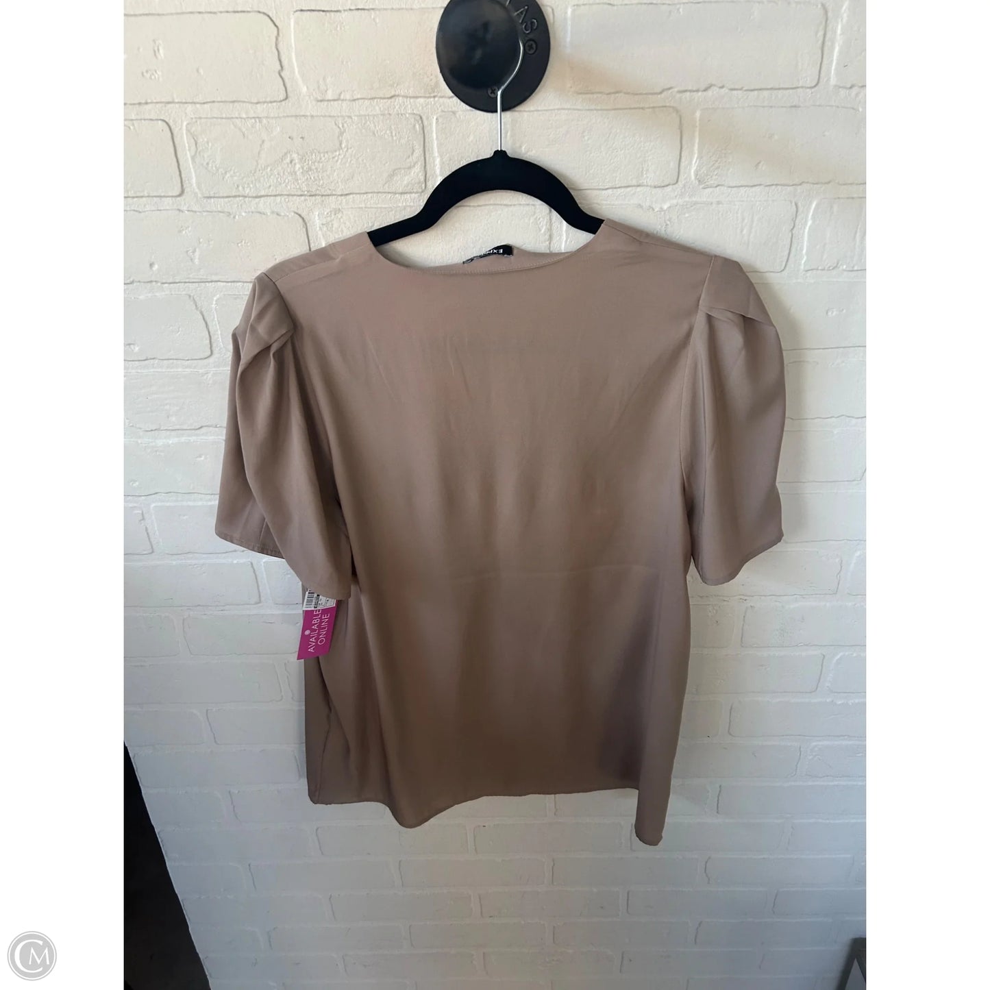 Top Short Sleeve By Express In Tan, Size: M