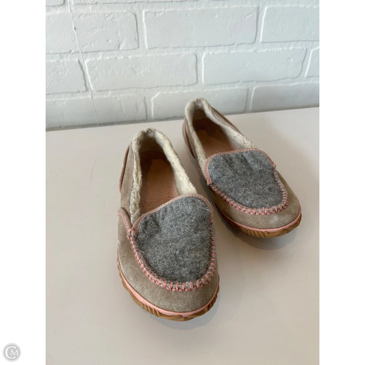 Shoes Flats By Sorel In Grey & Tan, Size: 7