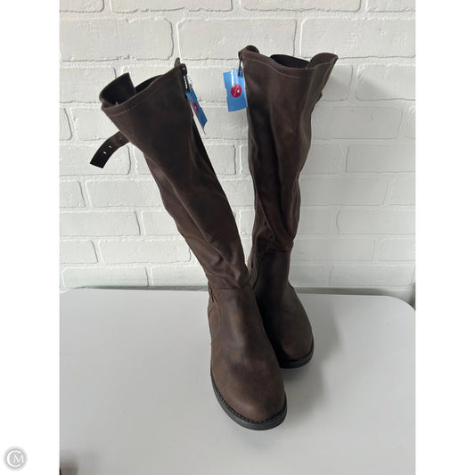 Boots Knee Flats By Torrid In Brown, Size: 9