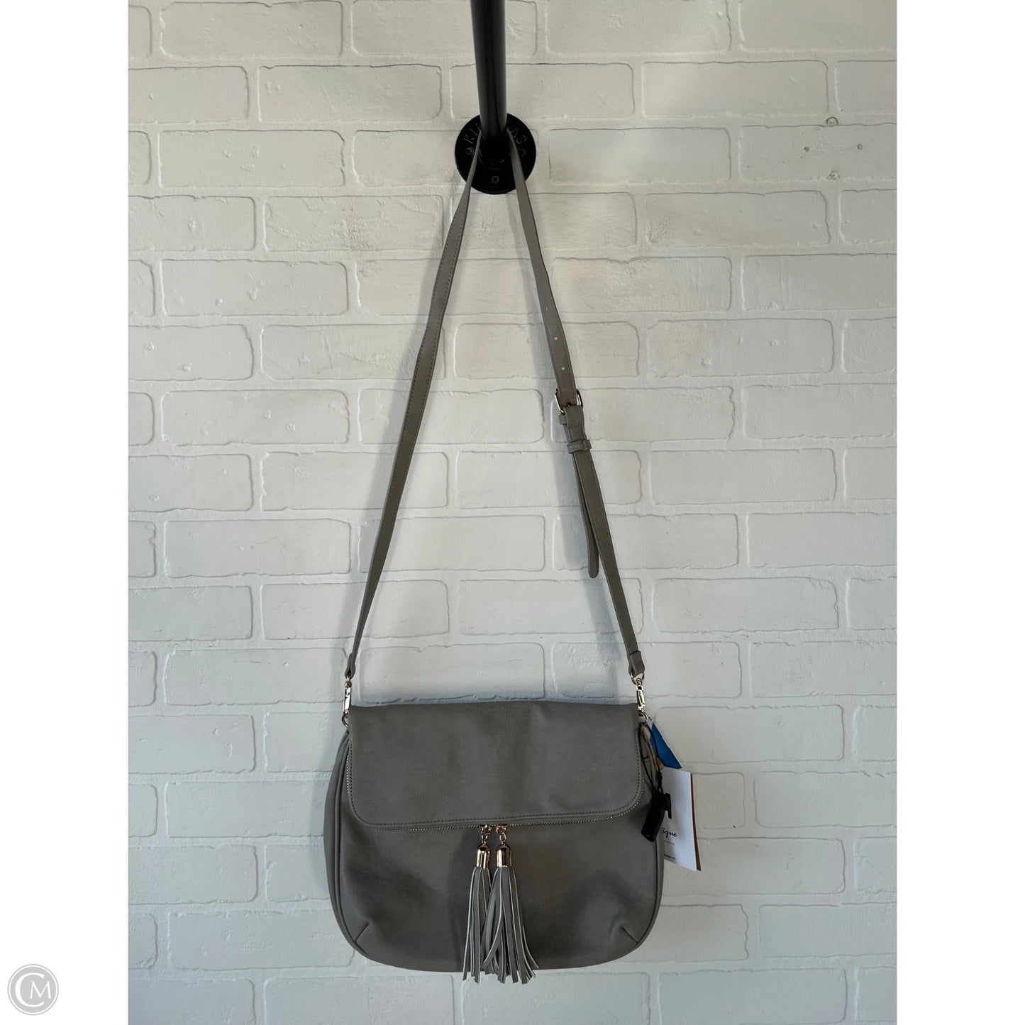 Crossbody By Clothes Mentor, Size: Large