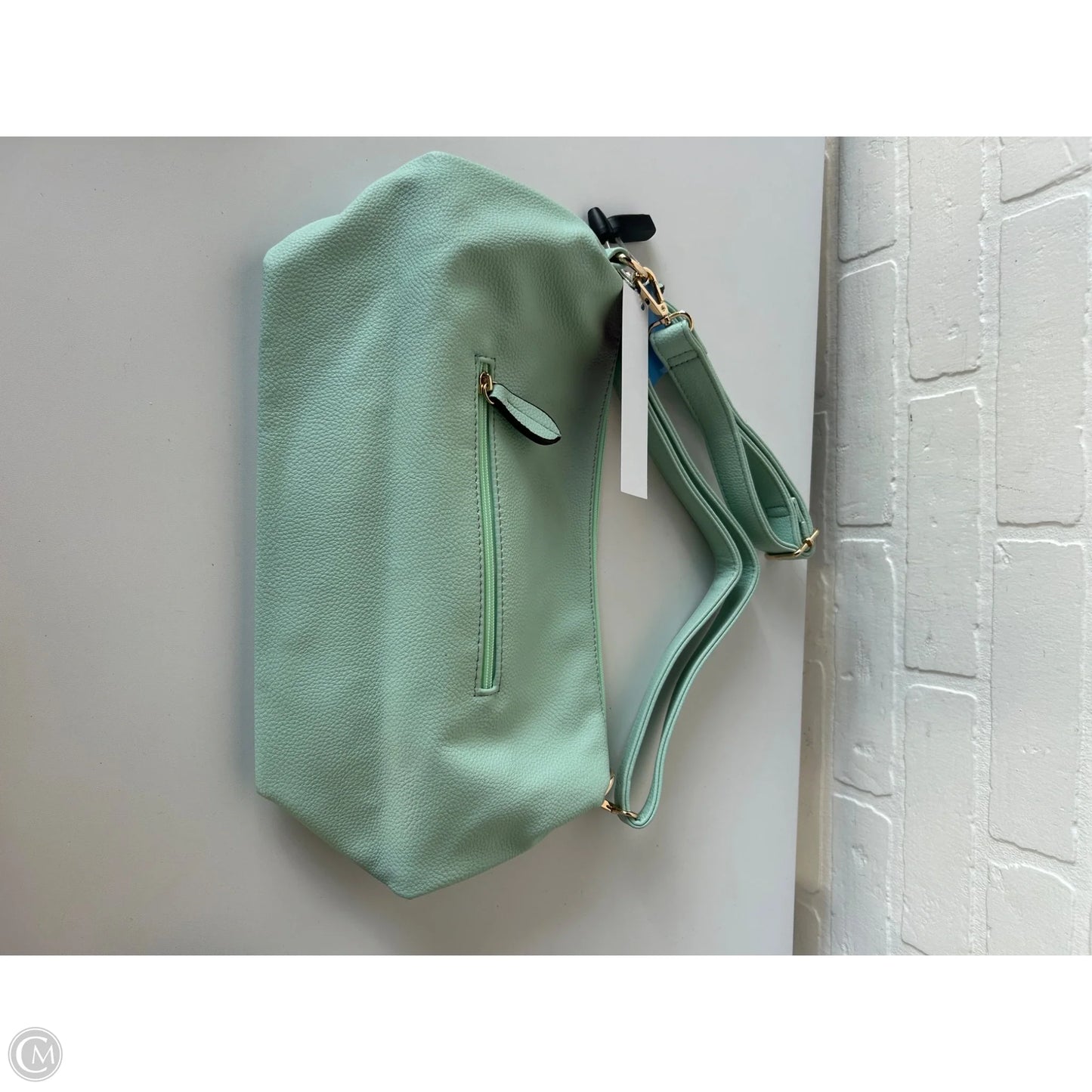 Handbag By Clothes Mentor, Size: Medium