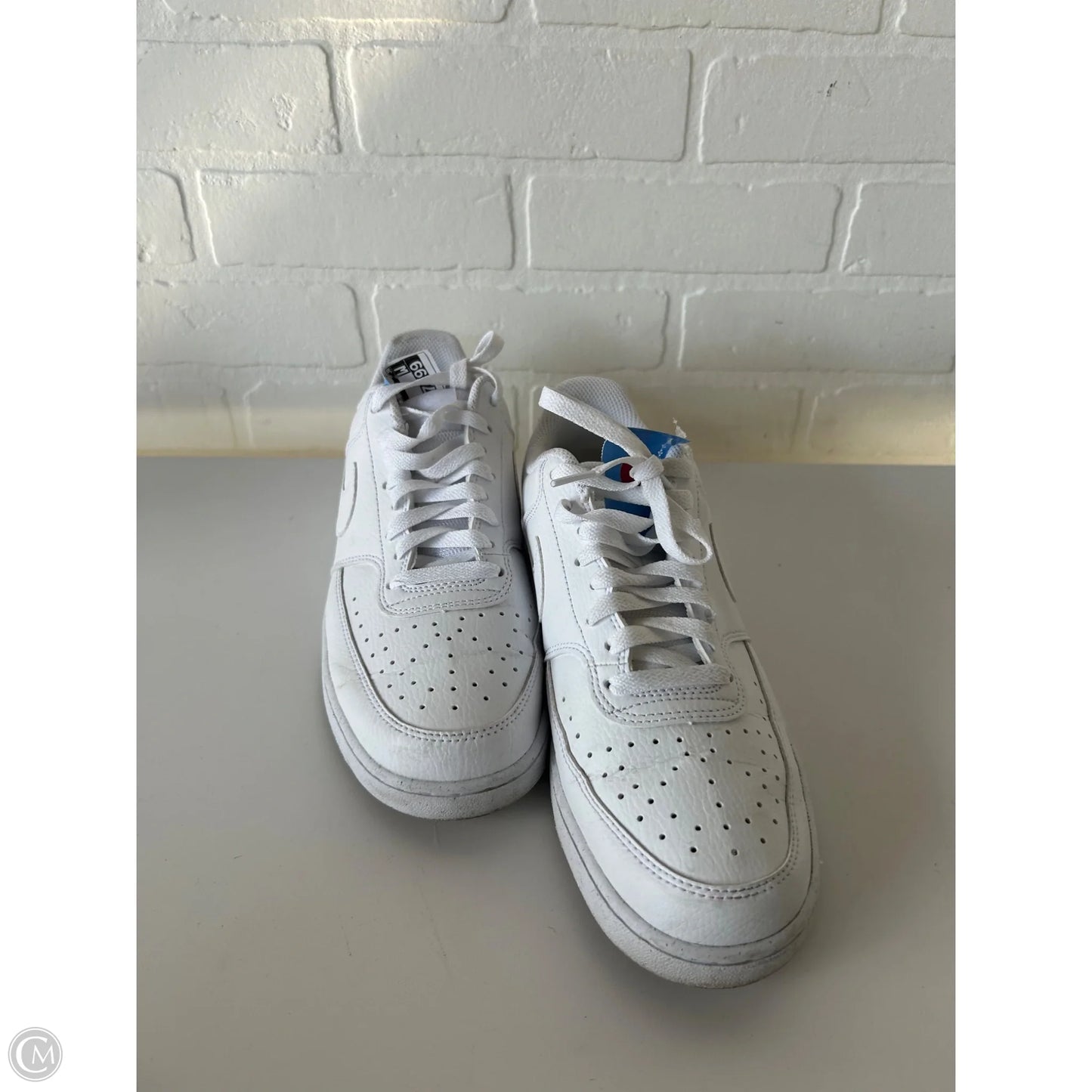 Shoes Sneakers By Nike In White, Size: 10