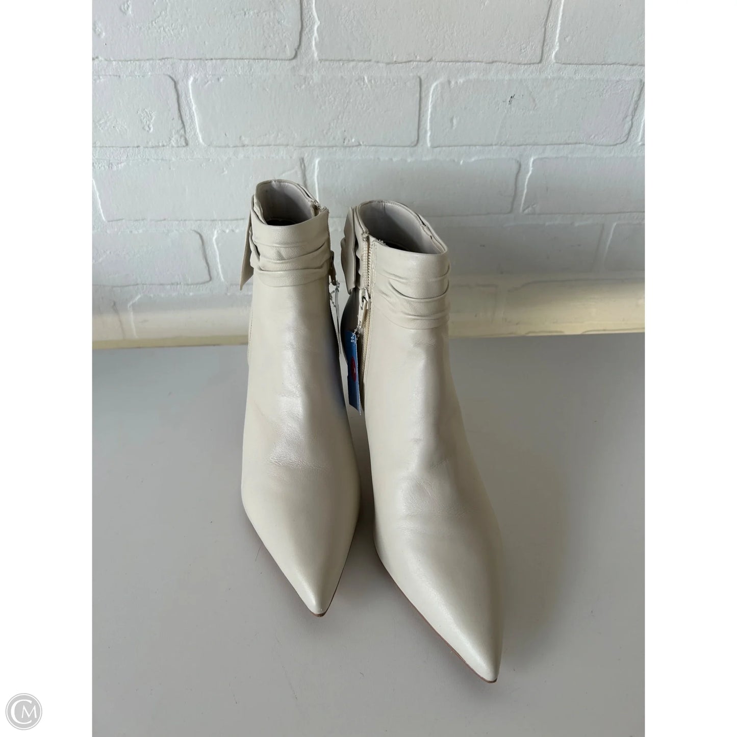 Boots Ankle Heels By Ted Baker In Cream, Size: 9.5