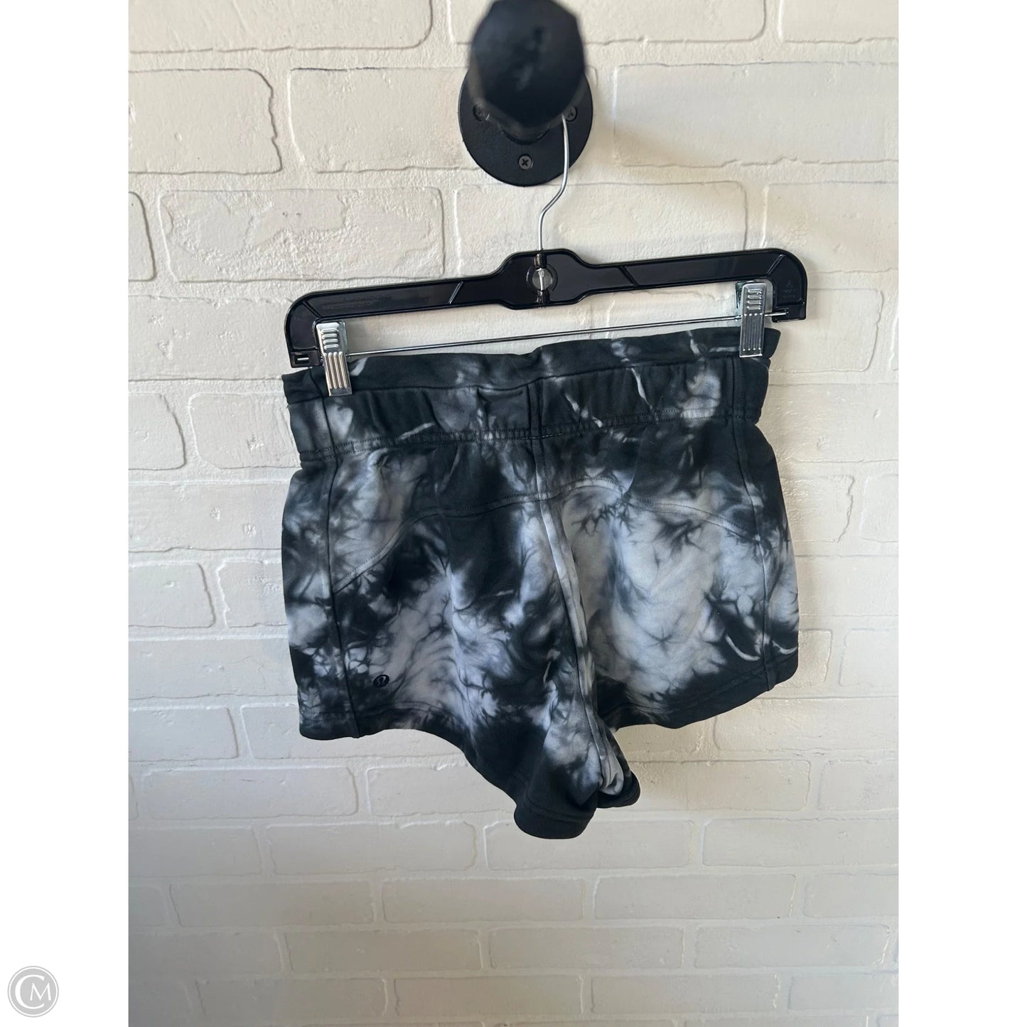 Athletic Shorts By Lululemon In Black & Grey, Size: 4