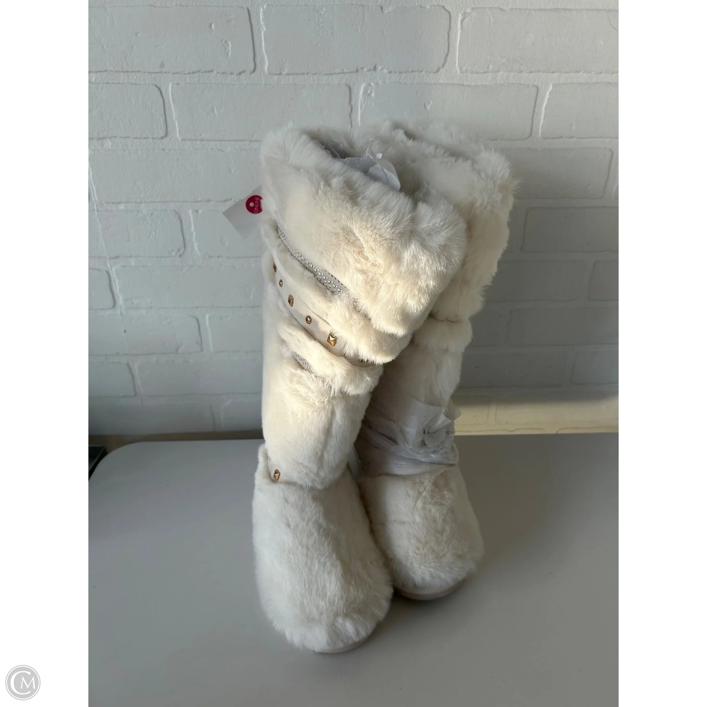 Boots Knee Flats By Clothes Mentor In Cream, Size: 8