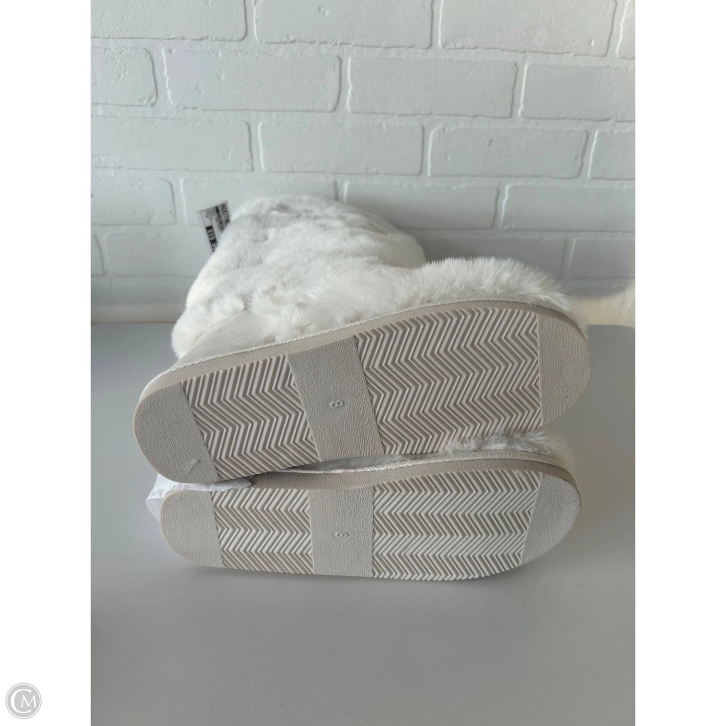 Boots Knee Flats By Clothes Mentor In Cream, Size: 8