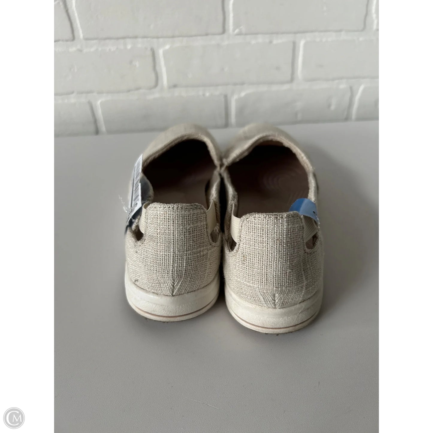 Shoes Flats By Clarks In Chartreuse, Size: 7