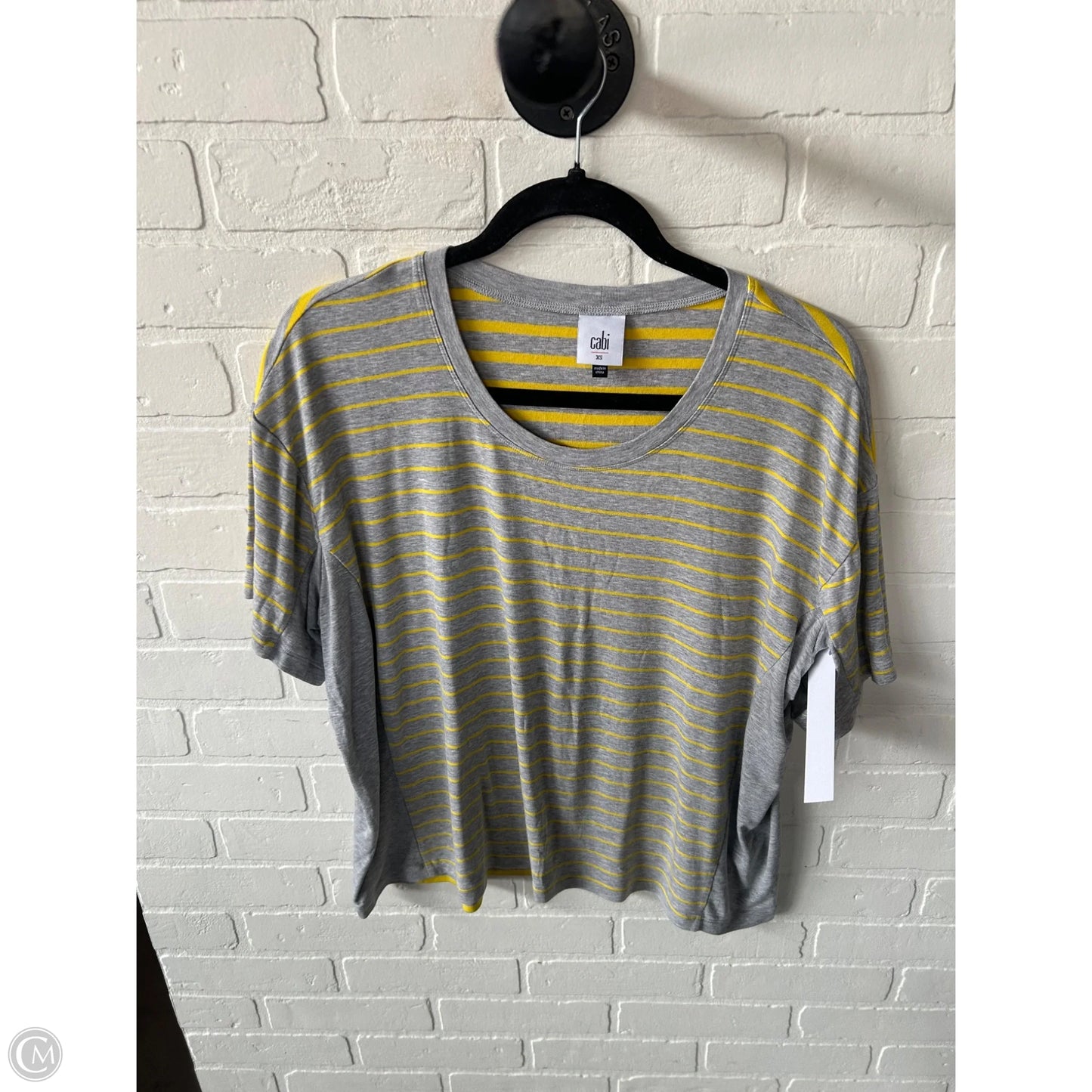 Top Short Sleeve By Cabi In Grey & Yellow, Size: Xs