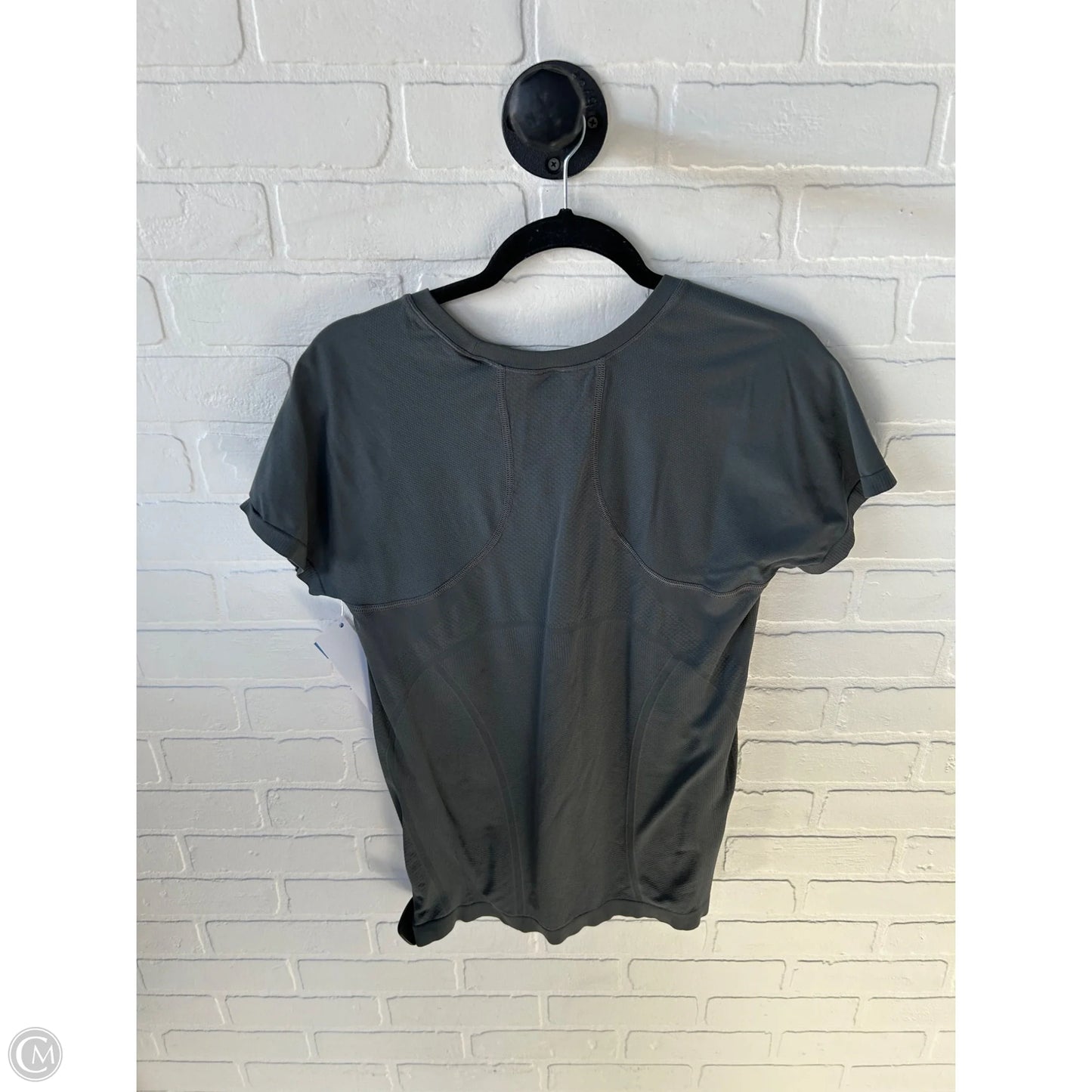 Athletic Top Short Sleeve By Athleta In Grey, Size: Xl