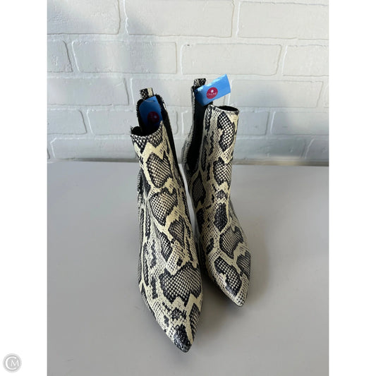 Boots Ankle Heels By Calvin Klein In Black & Cream, Size: 9.5