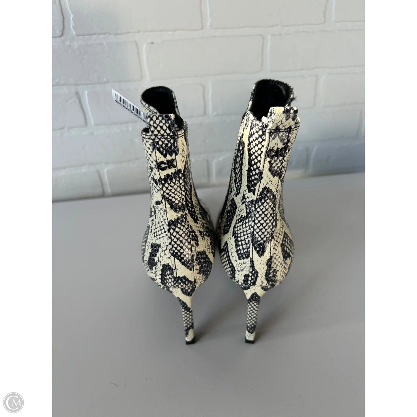 Boots Ankle Heels By Calvin Klein In Black & Cream, Size: 9.5