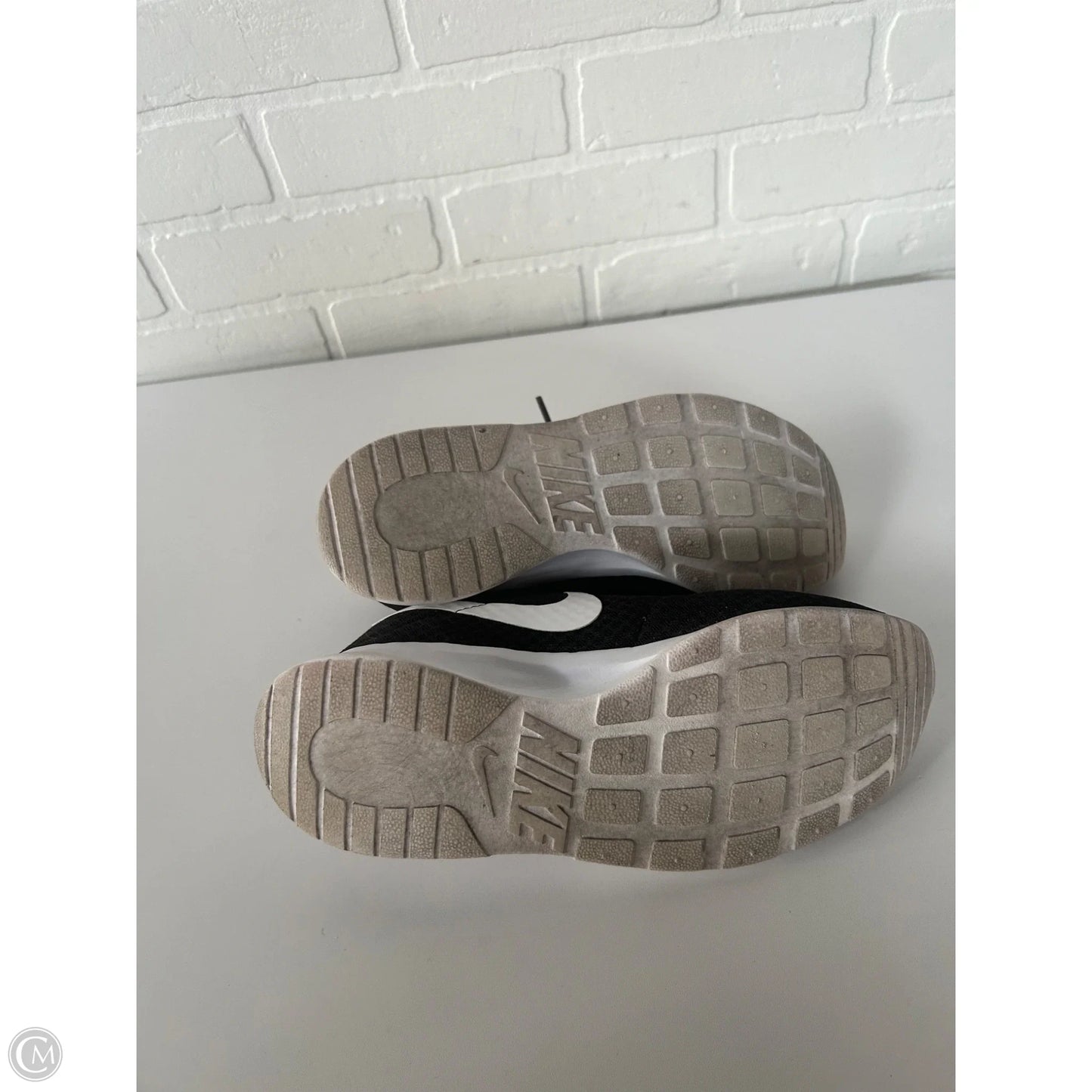 Shoes Athletic By Nike In Black, Size: 8.5