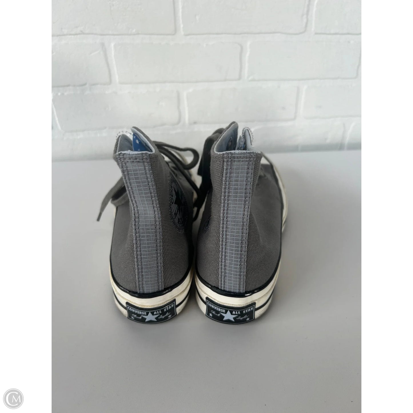 Shoes Sneakers By Converse In Grey, Size: 7