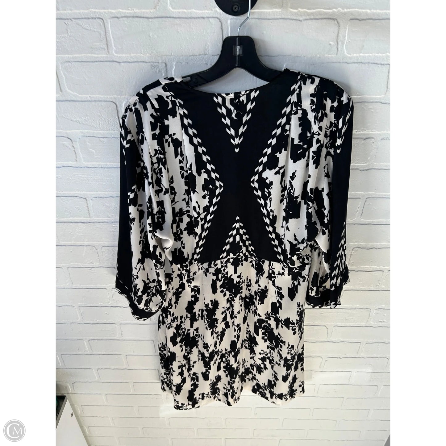 Dress Casual Short By Cabi In Black & Cream, Size: M