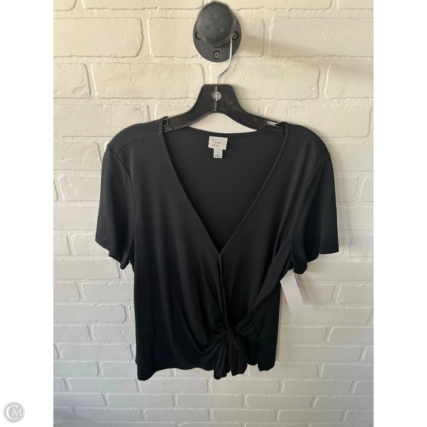 Top Short Sleeve By A New Day In Black, Size: L