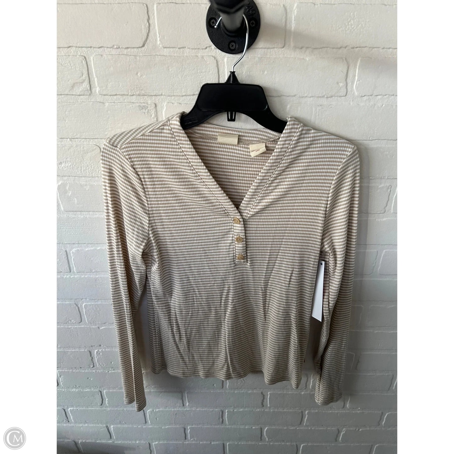 Top Long Sleeve By Levis In Tan & White, Size: M