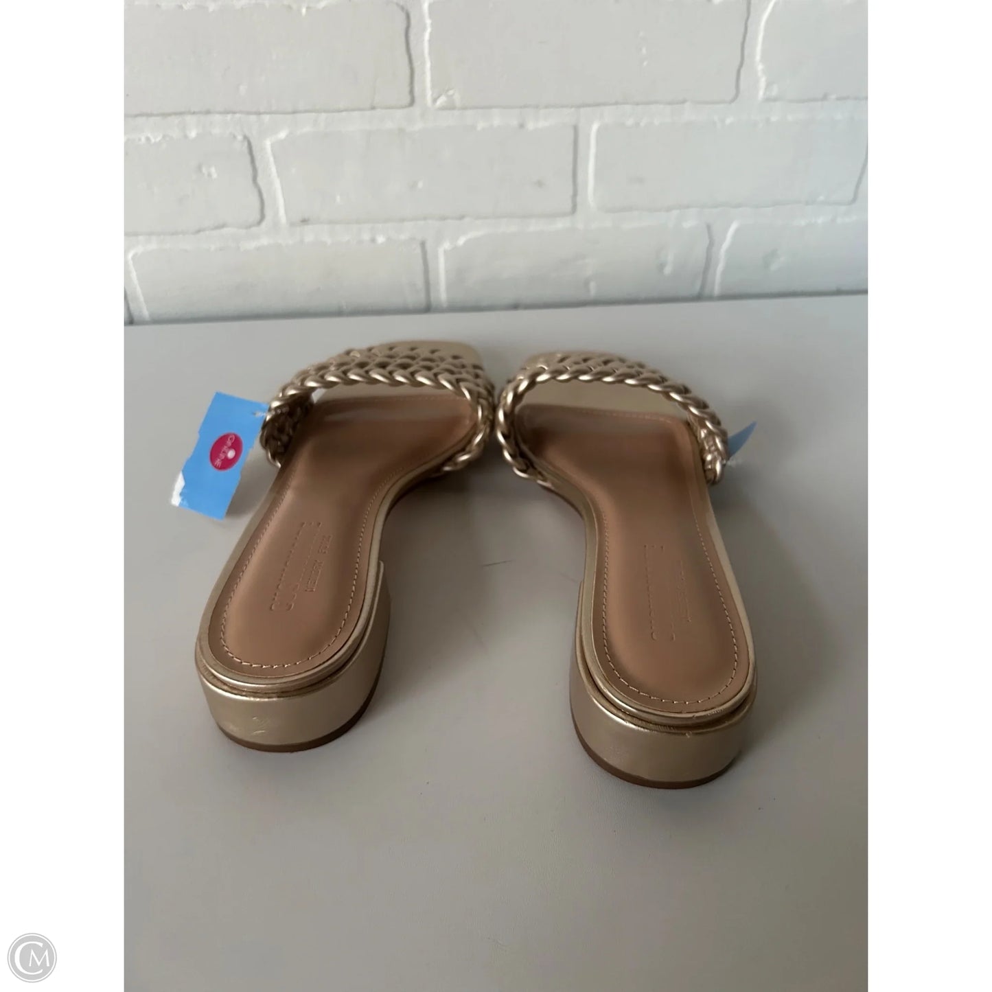 Sandals Flats By Cushionaire In Gold, Size: 9