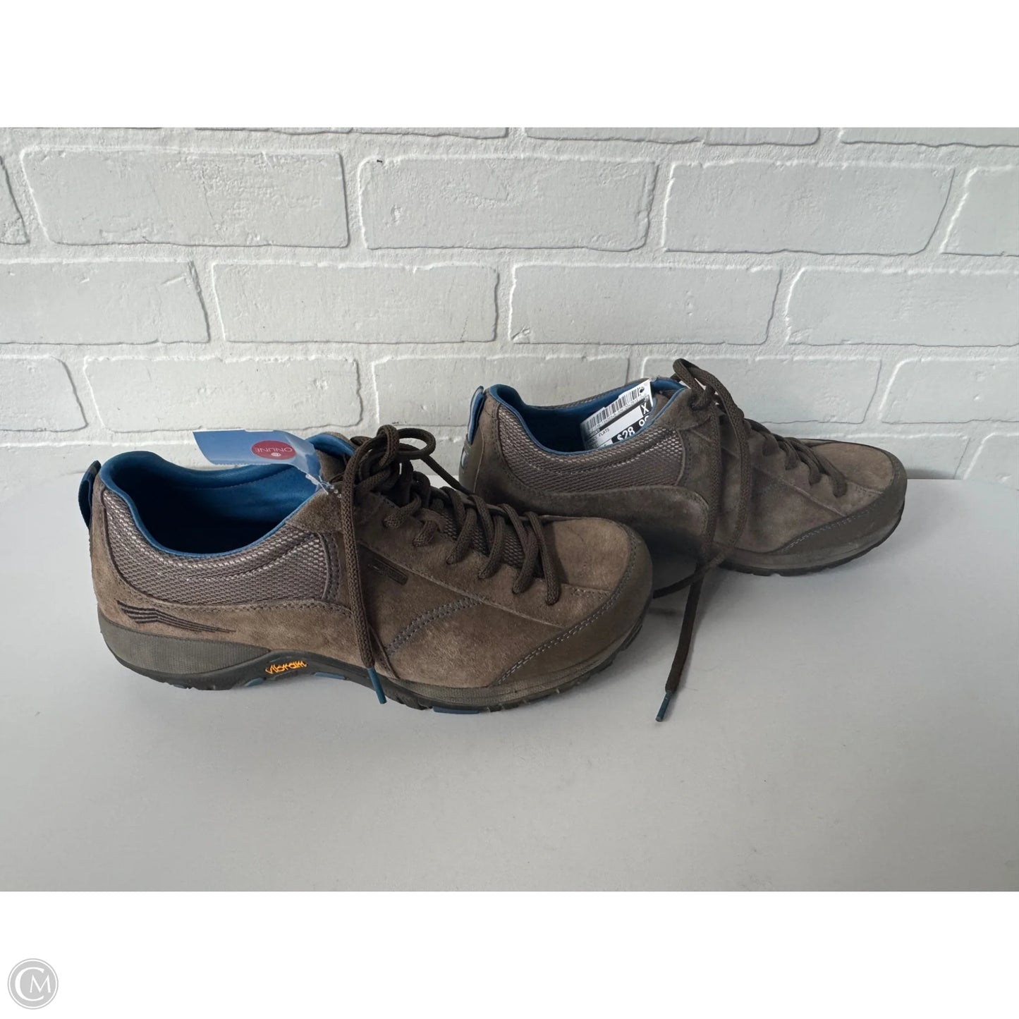 Shoes Flats By Dansko In Brown, Size: 10.5