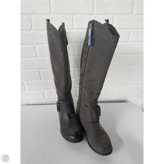 Boots Knee Flats By Clothes Mentor In Brown, Size: 8