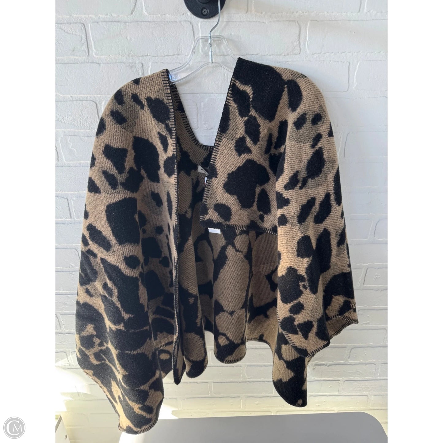 Shawl Luxury Designer By Burberry In Black & Tan