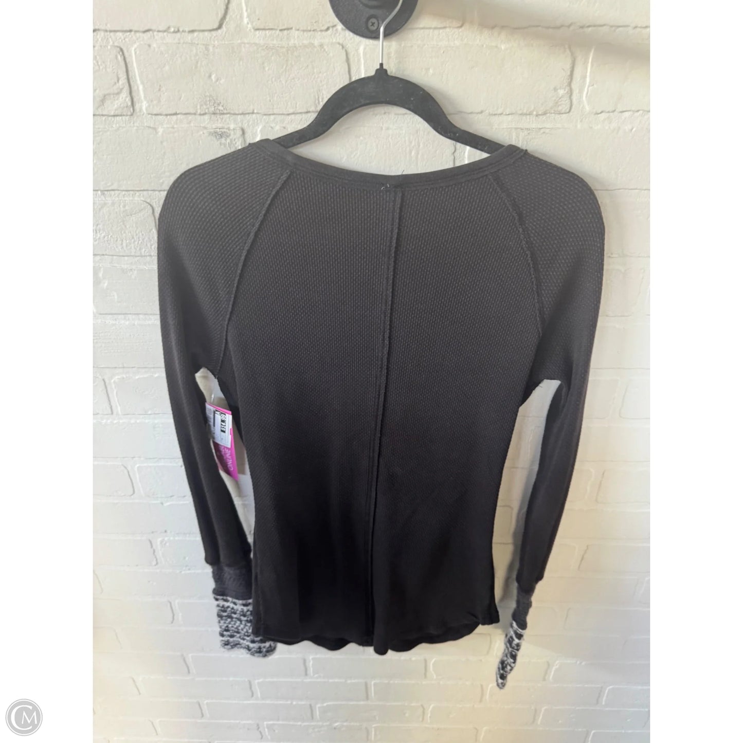 Top Long Sleeve By Free People In Black, Size: M
