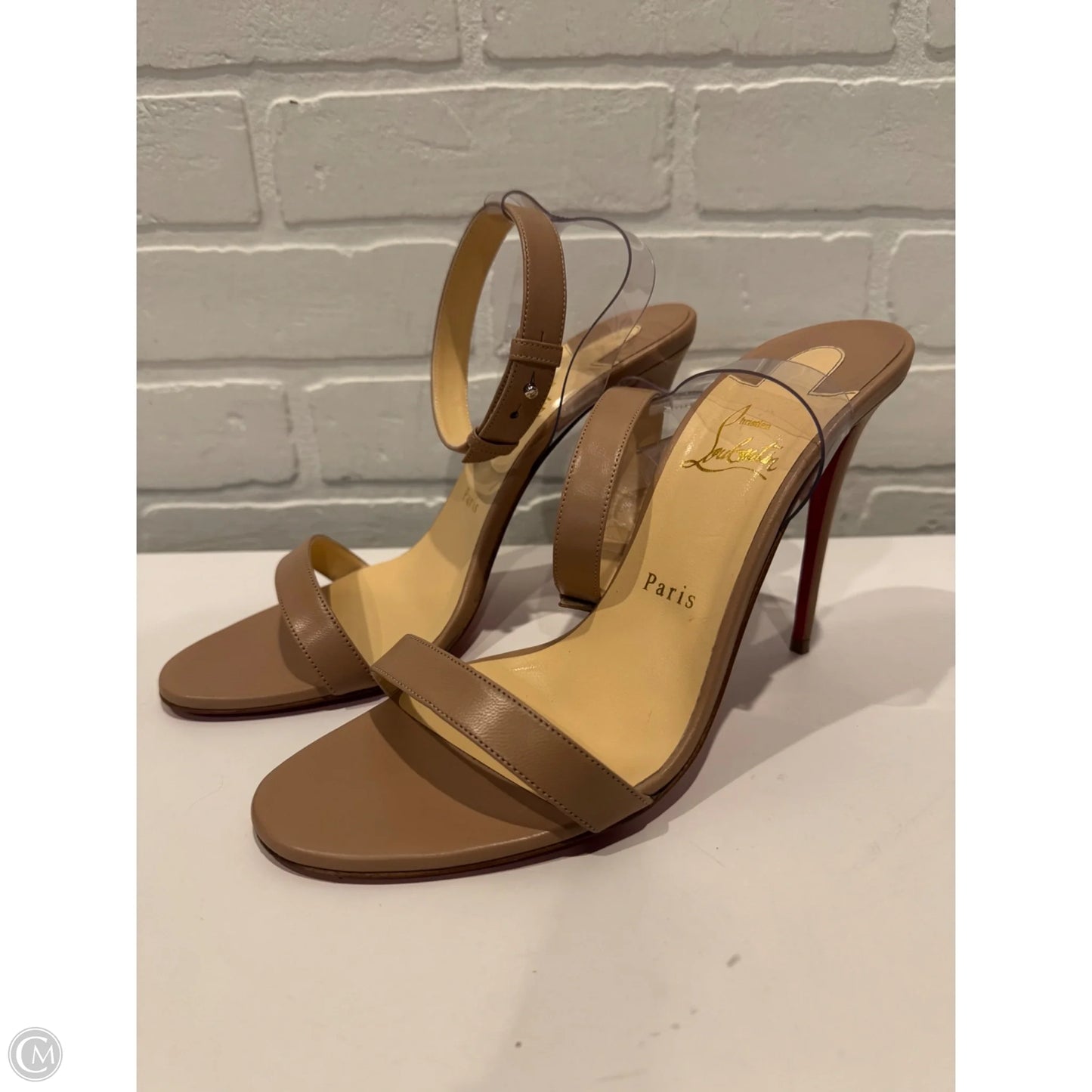 Sandals Luxury Designer By Christian Louboutin In Tan, Size: 10