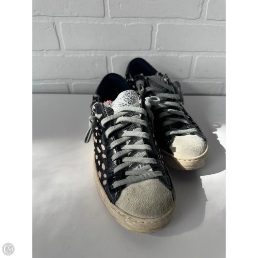 Shoes Sneakers By P448 In Black & Cream, Size: 7