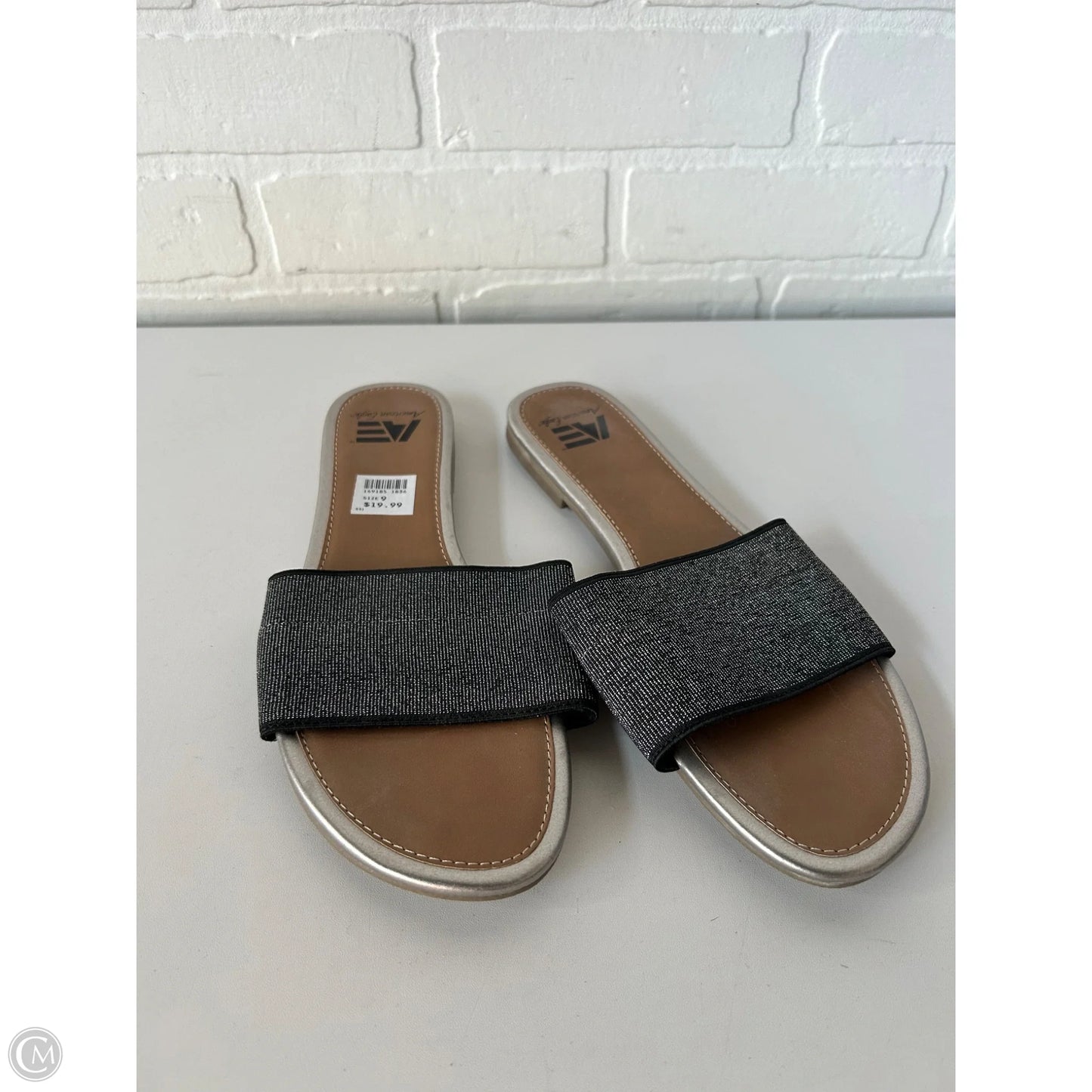 Sandals Flats By American Eagle In Black & Silver, Size: 9
