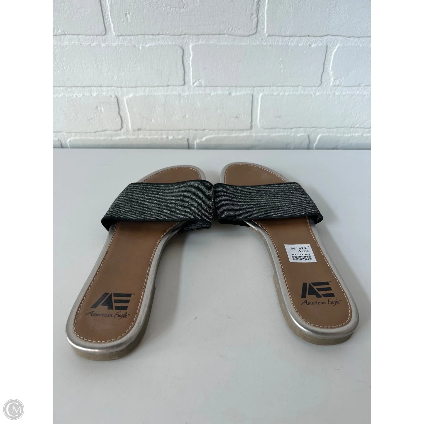 Sandals Flats By American Eagle In Black & Silver, Size: 9