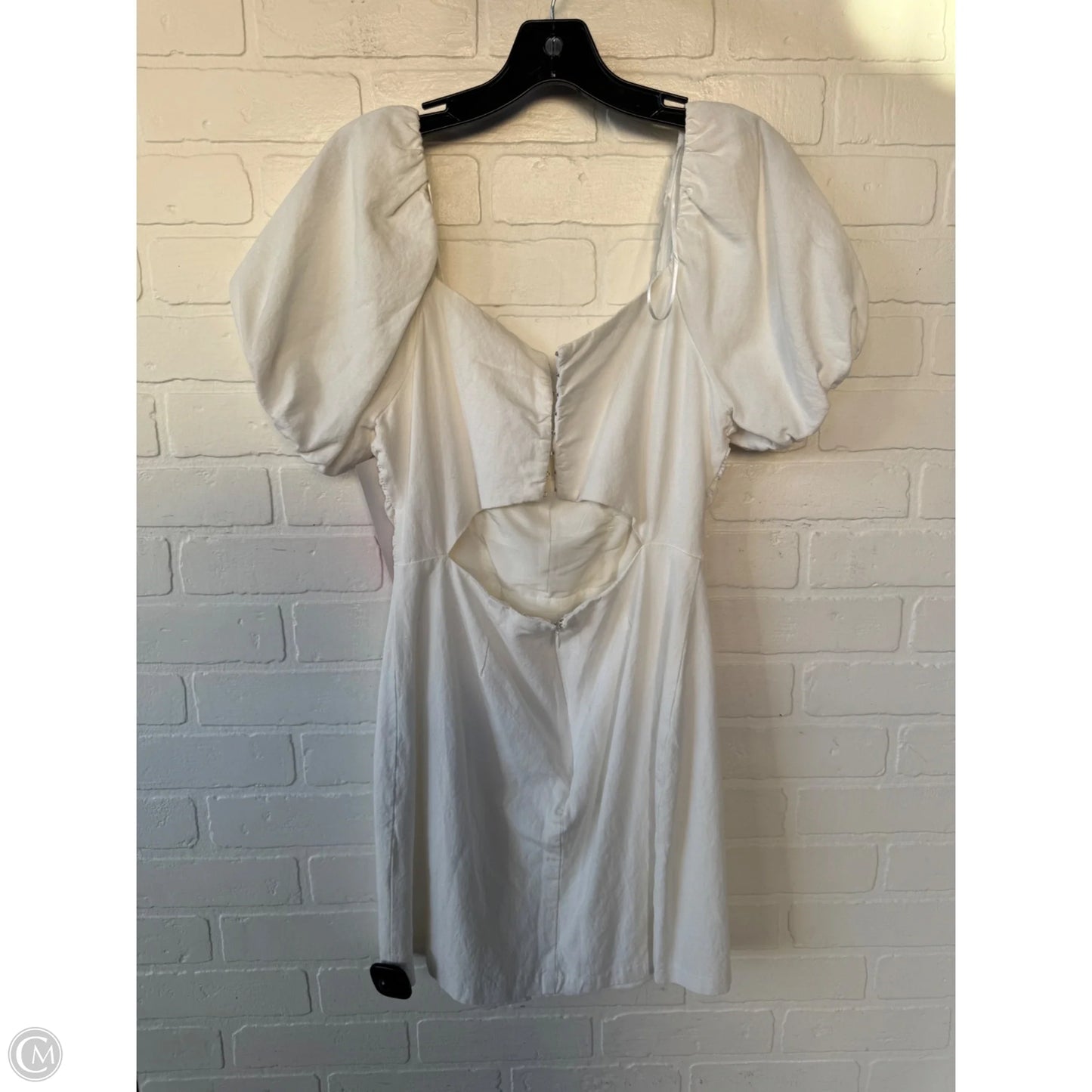 Dress Casual Short By Astr The Label In White, Size: M