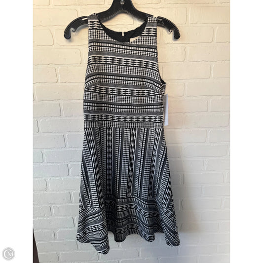 Dress Casual Short By Loft In Black & White, Size: S
