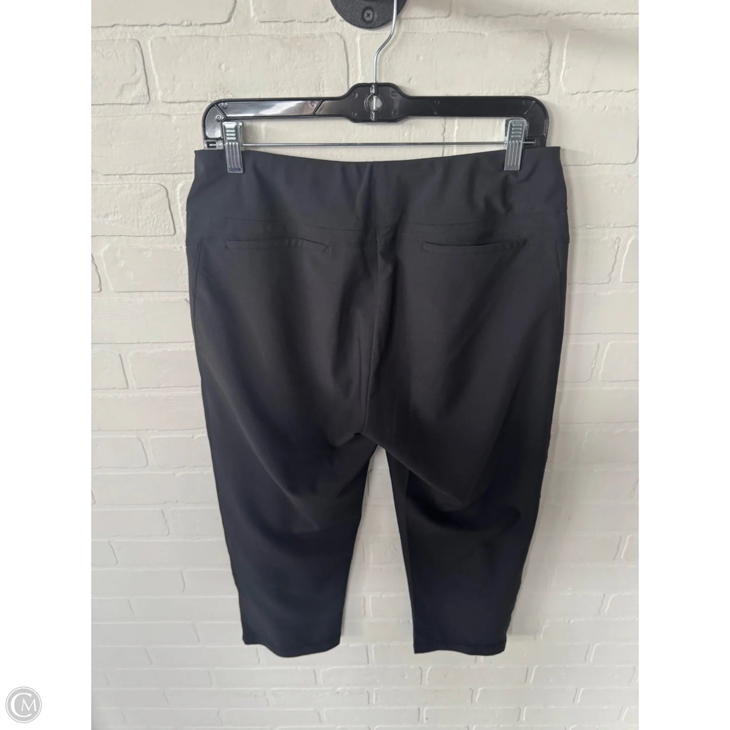 Athletic Capris By Tail In Black, Size: 10