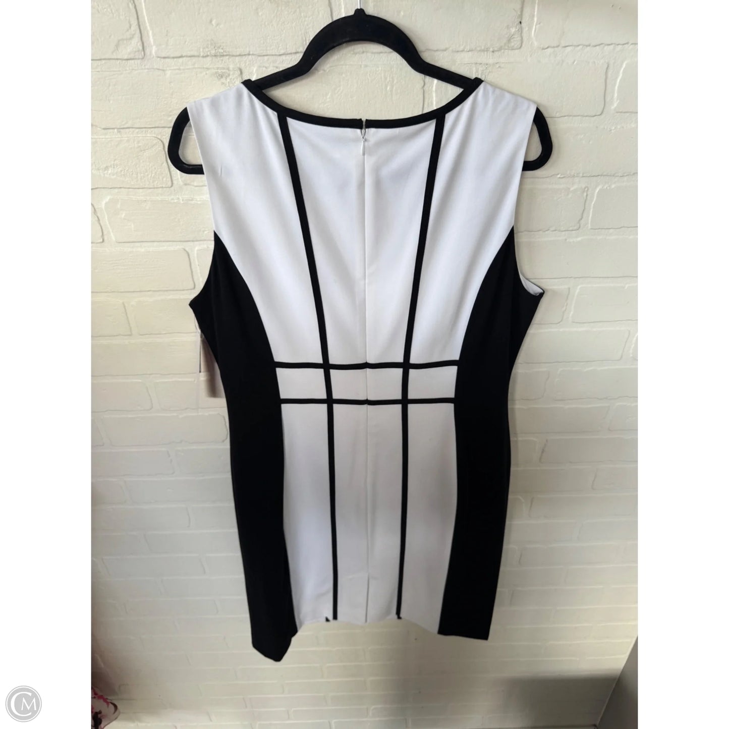 Dress Work By Calvin Klein In Black & White, Size: Xl